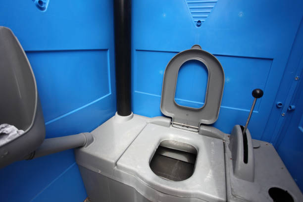 Best Construction site porta potty rental  in Meadowood, PA